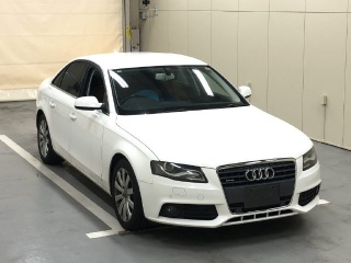 AUDI A4 2011