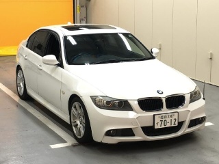 BMW 3 SERIES 2011