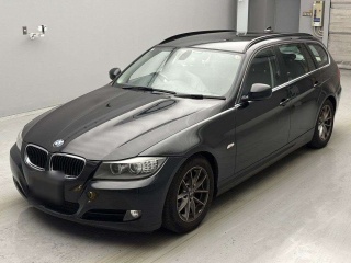 BMW 3 SERIES 2011