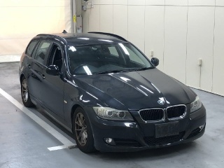 BMW 3 SERIES 2010