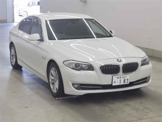 BMW 5 SERIES 2013