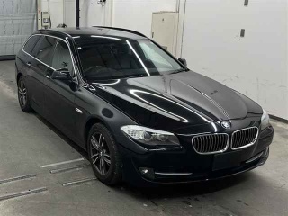 BMW 5 SERIES 2011