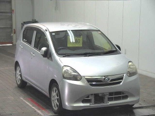 DAIHATSU MIRA E S 2012