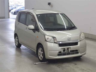 DAIHATSU MOVE 2013
