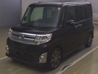 DAIHATSU TANTO 2015