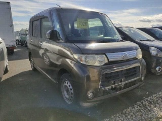 DAIHATSU TANTO 2010