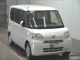 DAIHATSU TANTO 2010