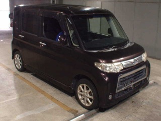 DAIHATSU TANTO 2012