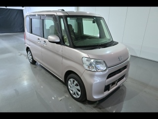 DAIHATSU TANTO 2015