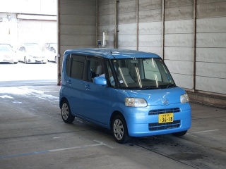 DAIHATSU TANTO 2008
