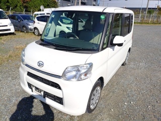 DAIHATSU TANTO 2015