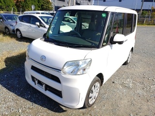 DAIHATSU TANTO 2015
