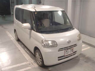 DAIHATSU TANTO 2008