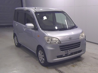 DAIHATSU TANTO EXE 2011