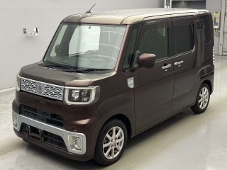 DAIHATSU WAKE 2015