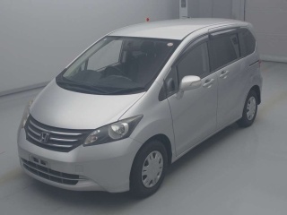 HONDA FREED 2008