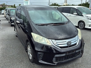 HONDA FREED 2013