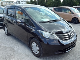 HONDA FREED 2009