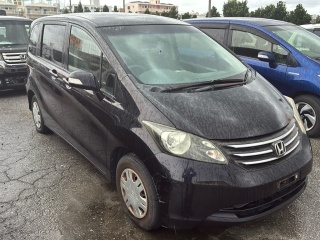 HONDA FREED 2011
