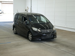 HONDA FREED 2010