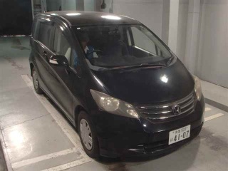 HONDA FREED 2009