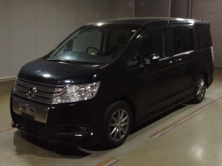 HONDA STEP WAGON 2009