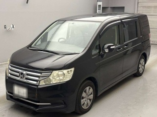 HONDA STEP WAGON 2013