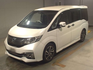 HONDA STEP WAGON 2017