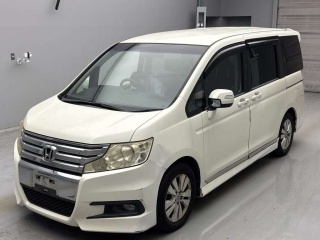HONDA STEP WAGON 2010