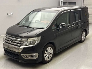 HONDA STEP WAGON 2013