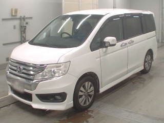 HONDA STEP WAGON 2014