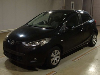 MAZDA DEMIO 2010