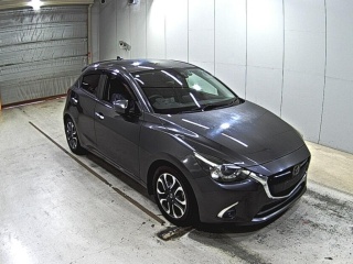 MAZDA DEMIO 2016