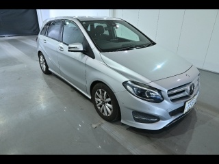 MERCEDES BENZ B CLASS 2015