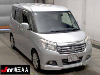 MITSUBISHI DELICA D2 2016