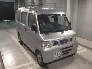 NISSAN CLIPPER VAN 2013