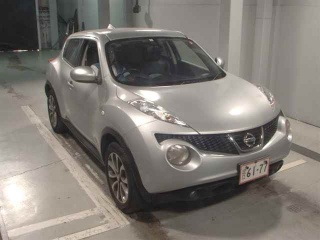 NISSAN JUKE 2012