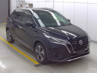 NISSAN KIX 2020