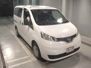 NISSAN NV200 2018