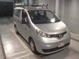 NISSAN NV200 2015