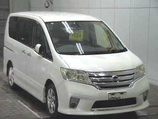 NISSAN SERENA 2011