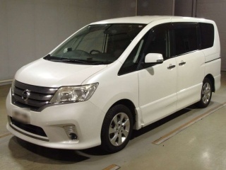 NISSAN SERENA 2010