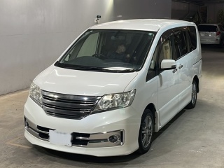 NISSAN SERENA 2012