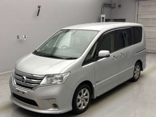 NISSAN SERENA 2013