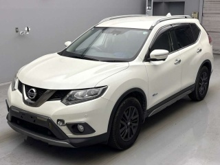 NISSAN X-TRAIL 2015