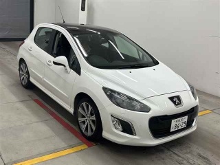 PEUGEOT 308 2013