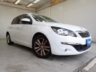 PEUGEOT 308 2015