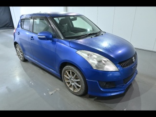 SUZUKI SWIFT 2012