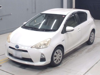 TOYOTA AQUA 2012