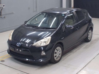 TOYOTA AQUA 2013